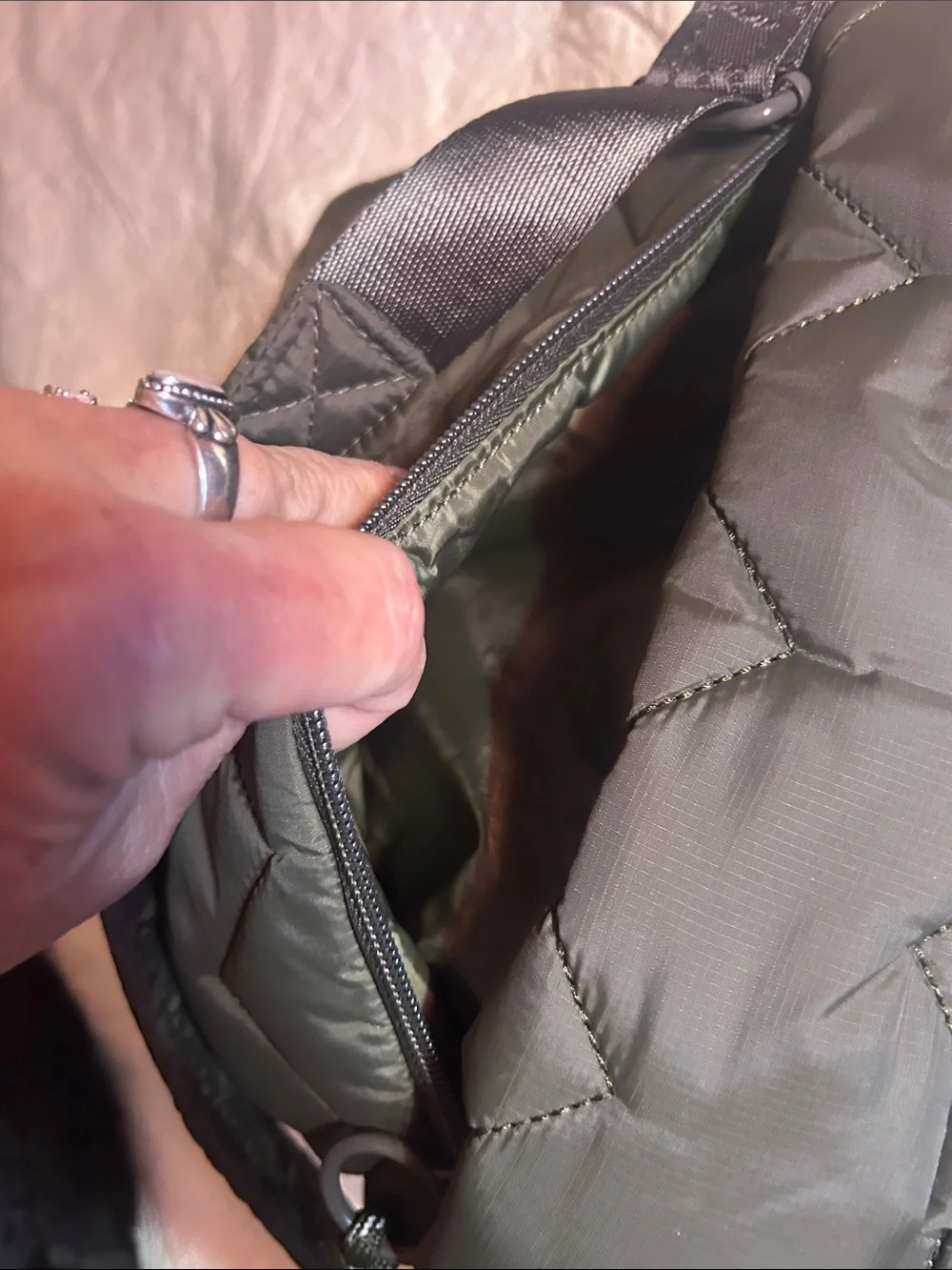 Skechers Quilted Hunter Green Crossbody Puffer Bag